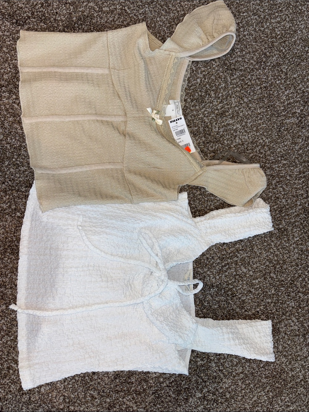 Tilly’s small tops. Fits like XS